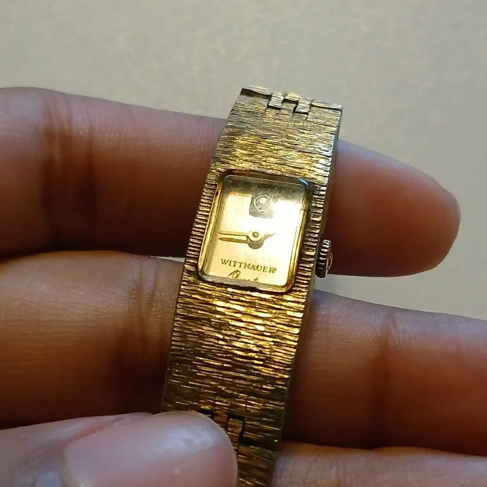 Parts/Repair VTG 80s Wittnauer Quartz Gold Tone Diamond Accent Bark Texture
